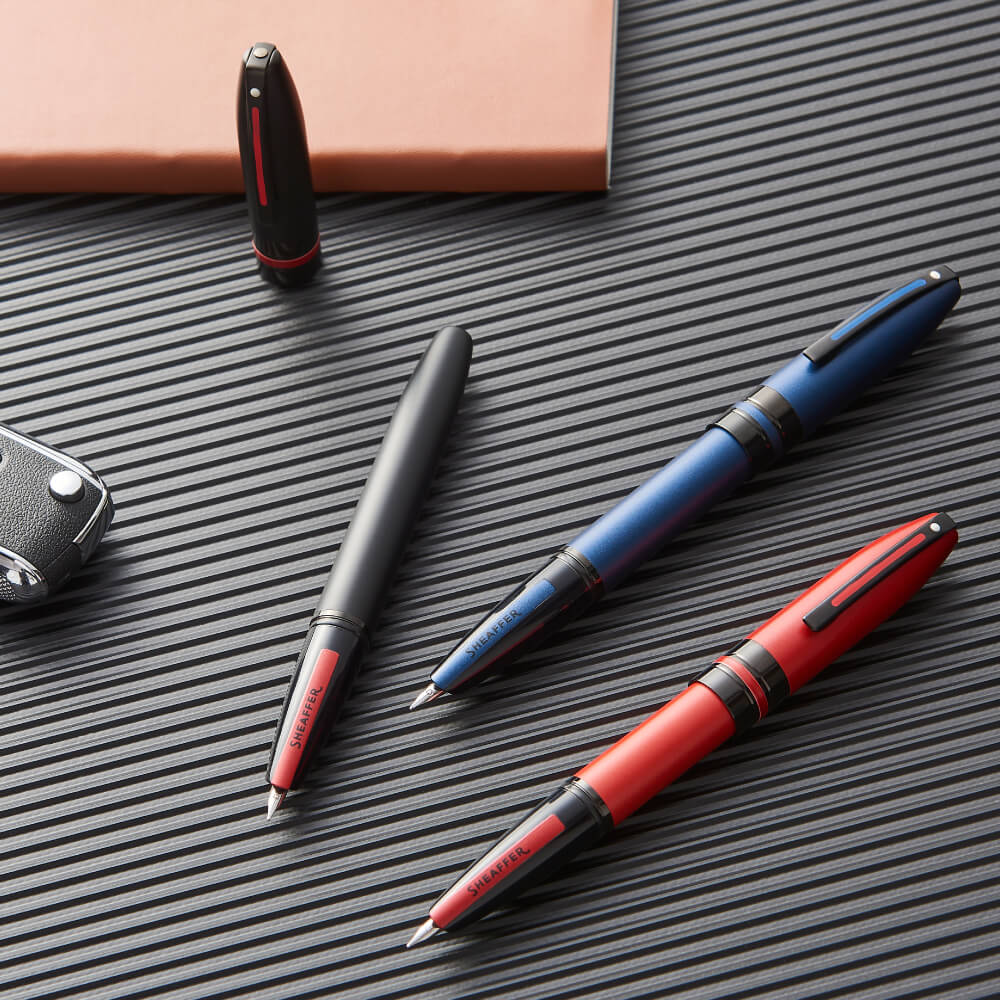 公式 シェーファー アイコン メタリックレッド 万年筆