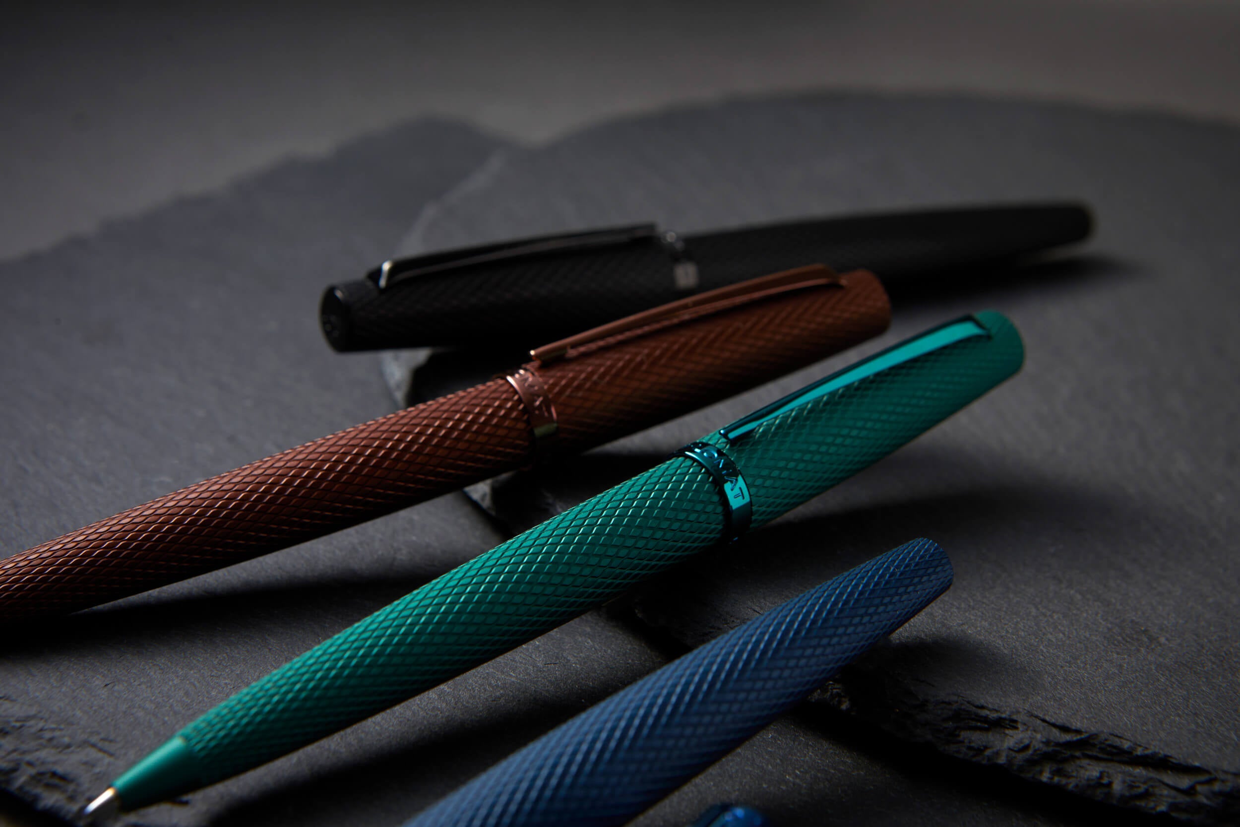 DIPLOMAT VIPER – PellePennaペンショップ