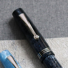Load image into Gallery viewer, [Japan Only] Official [Japan Exclusive Agent] Leonardo Officina Italiana Moment Zero Bruno Cturne Fountain Pen
