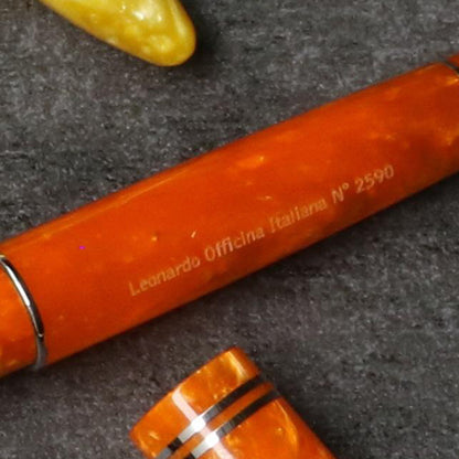 公式 レオナルド オフィチーナ イタリアーナ フローレ オレンジ 万年筆